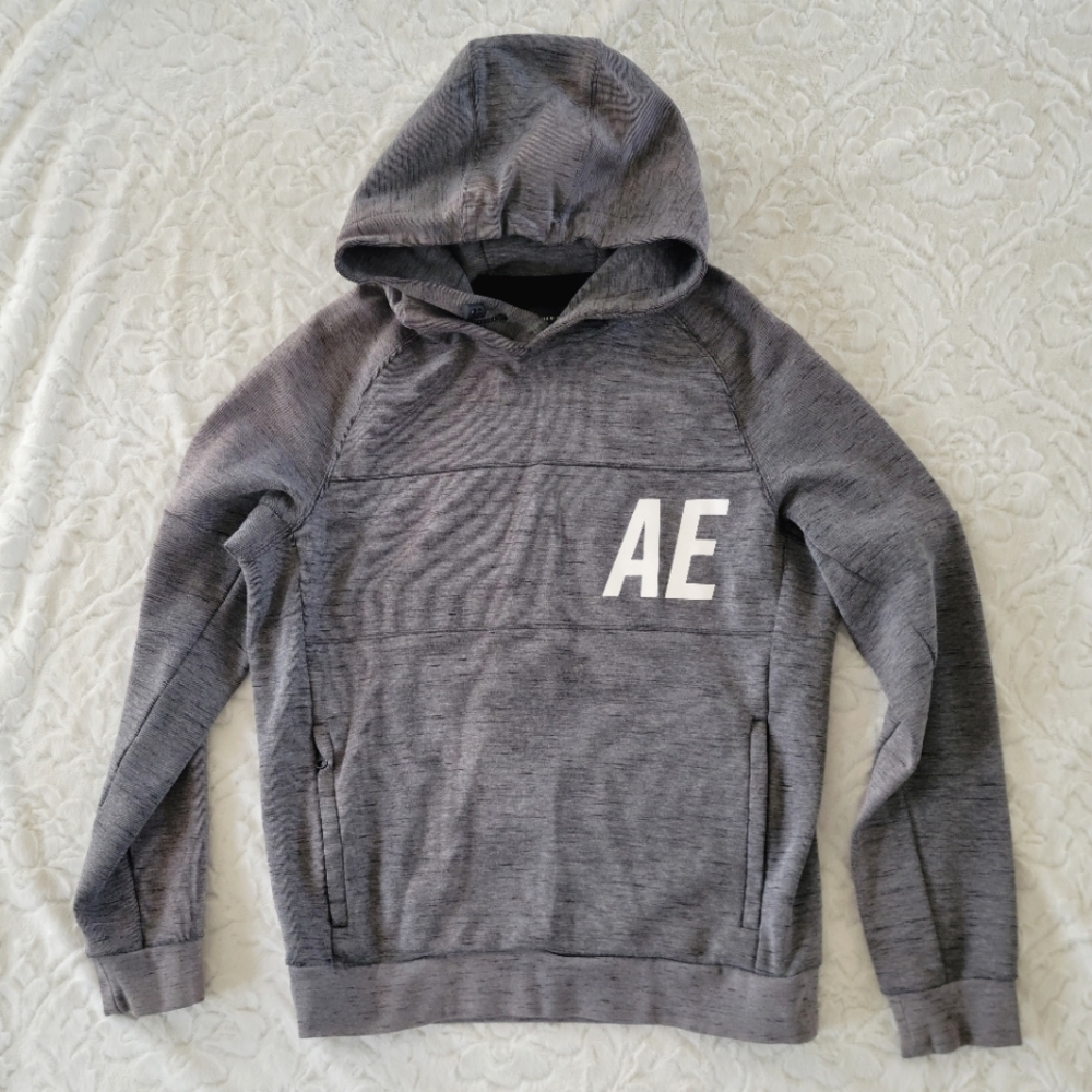 American Eagle Men's Sweatshirt